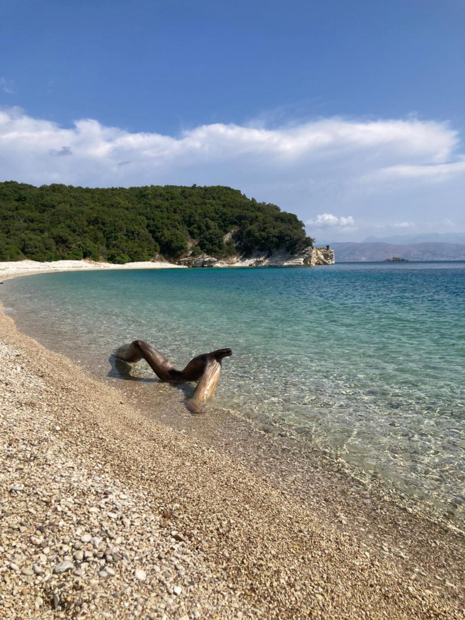 Kokkini Peach Budget Kokkínion Buitenkant foto