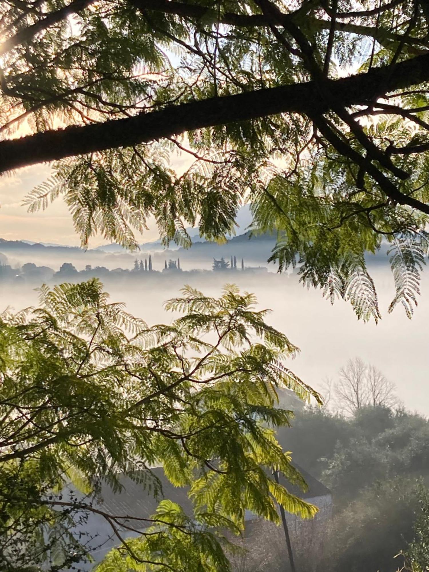 Kokkini Peach Budget Kokkínion Buitenkant foto