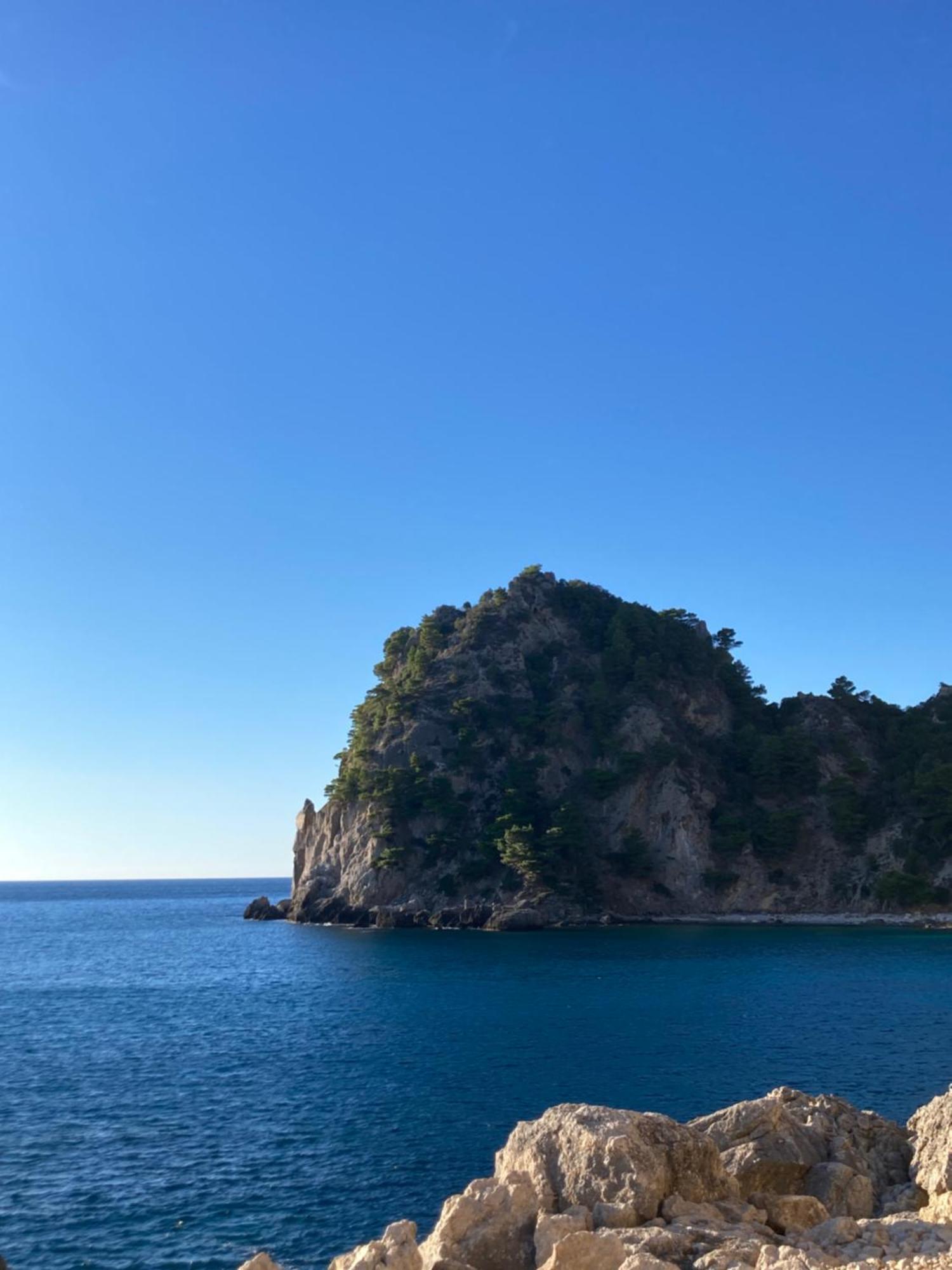 Kokkini Peach Budget Kokkínion Buitenkant foto